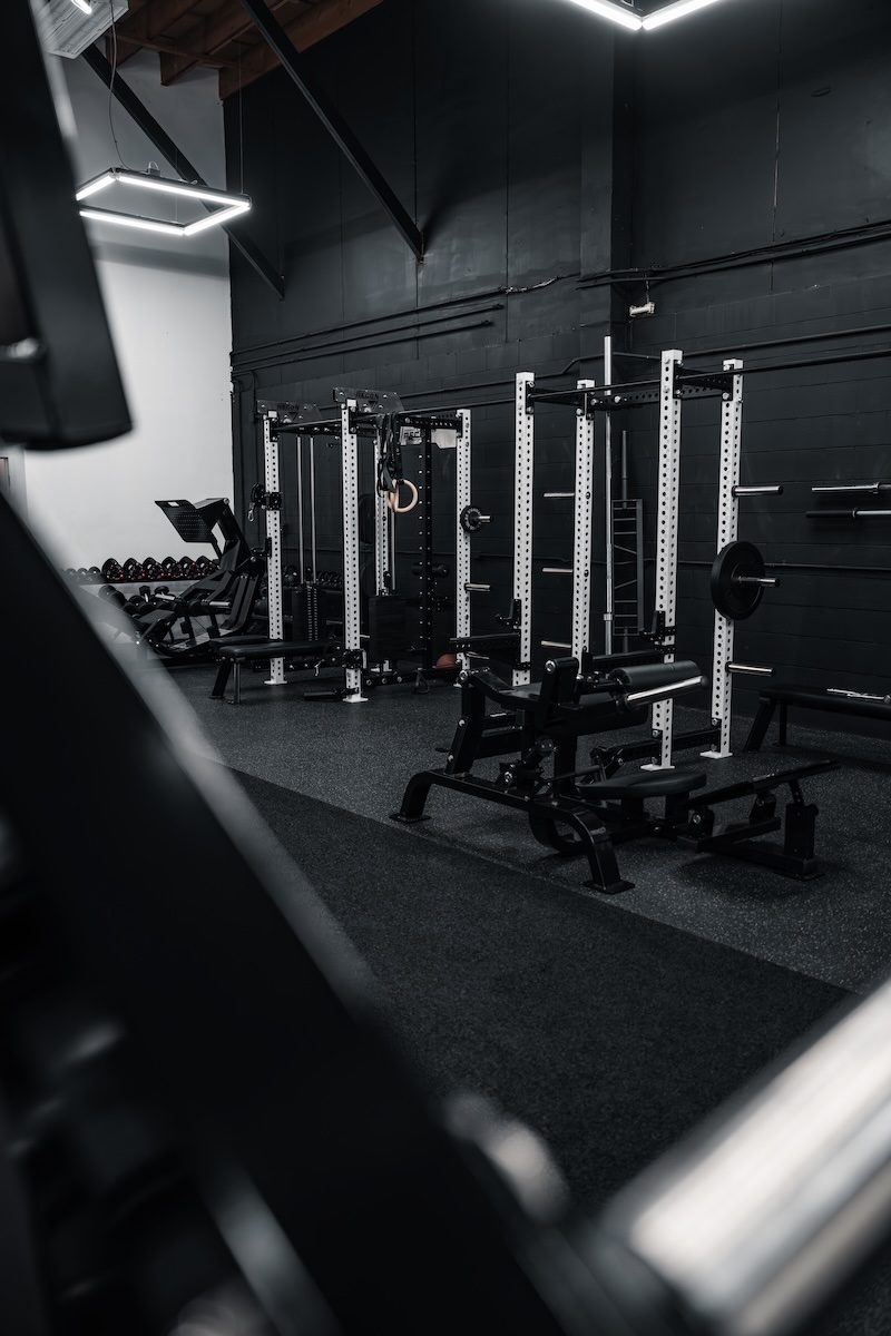 Pinnacle luxury wellness suite with premium equipment and recovery technologies